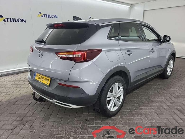 OPEL Grandland X 1.2 Turbo S&S 96kW Bus. Executive Auto 5D #3
