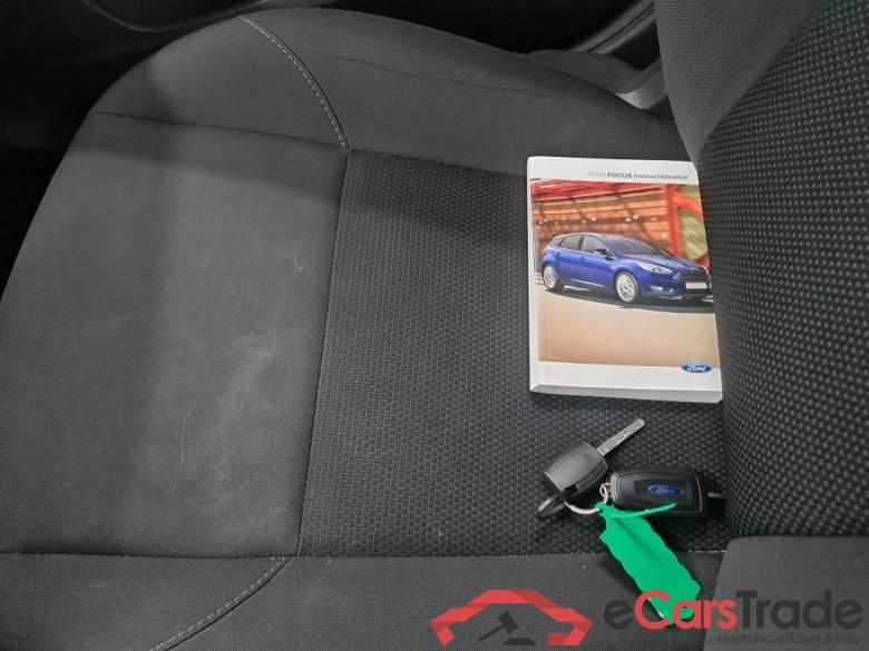 Ford Focus 5d 10-18 Ford Focus 1.0 EcoBoost Lease Edition 100 pk 5d #4
