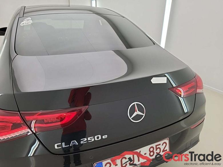 MERCEDES-BENZ CLA SEDAN 250E BNS SOLUTION DCT #4