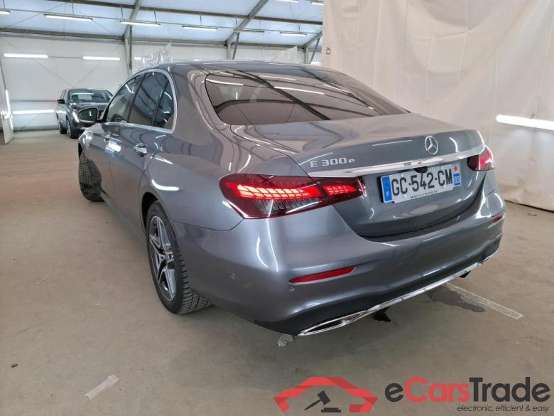 Mercedes 2.0 E 300 E AMG LINE AUTO MERCEDES-BENZ Classe E Berline / 2020 / 4P / Berline 2.0 E 300 E AMG LINE AUTO #2