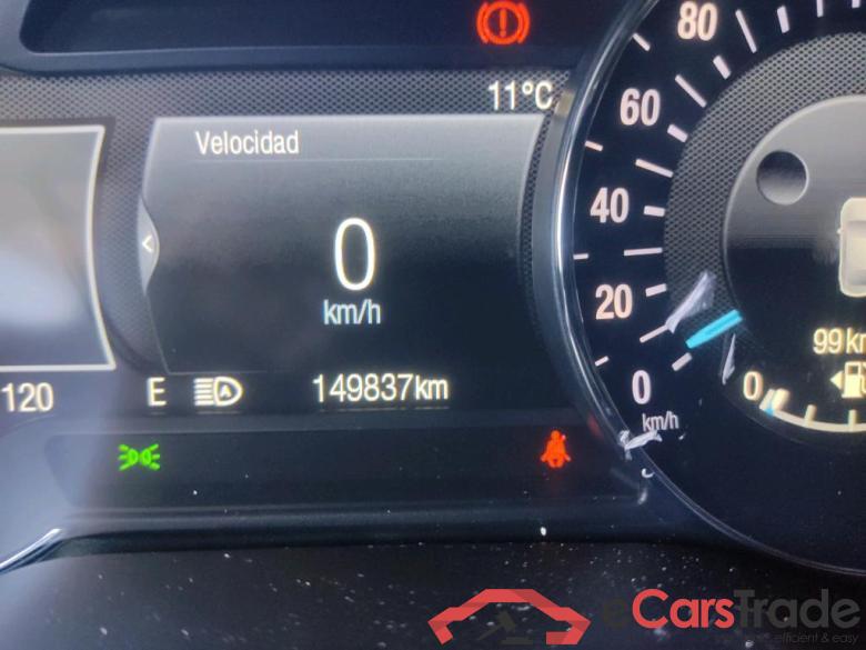 Ford 2.0 TDCi 110kW (150CV) Titanium 235 FORD Mondeo / 2014 / 5P / berlina con portón 2.0 TDCi 110kW (150CV) Titanium 235 #5
