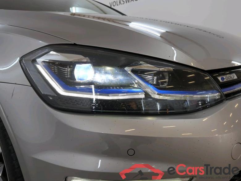 VOLKSWAGEN e-Golf  #4