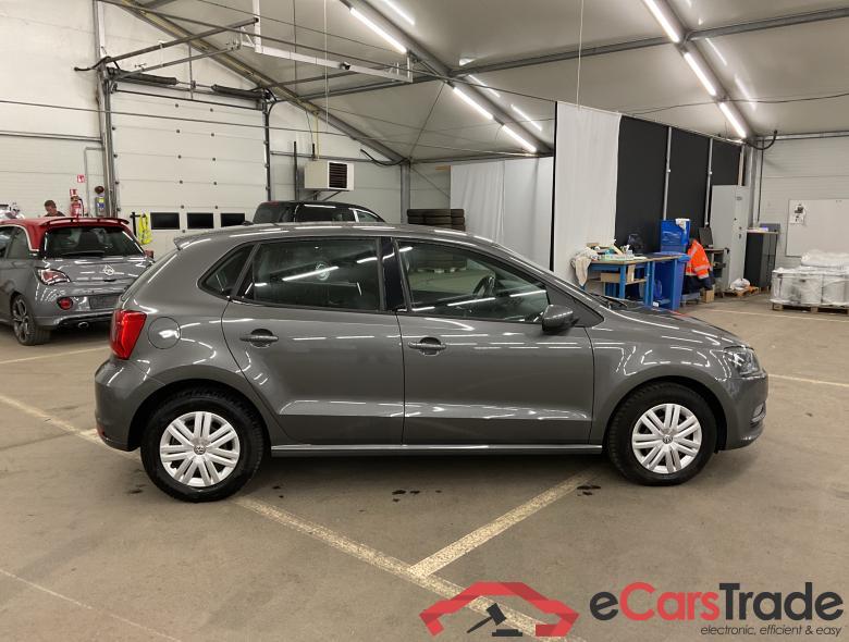 VOLKSWAGEN Polo Polo Trendline 1.2 TSI BlueMotion Technology 66 kW (90 ch) 5 vitesses manuel #4