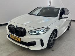 BMW 1 Serie '19 BMW 1 Serie 118iA Corporate Executive M Sport 5d