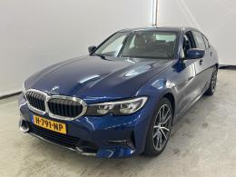 BMW 3 Serie Sedan '18 BMW 3 Serie Sedan 320iA Corporate Executive Sport 4d