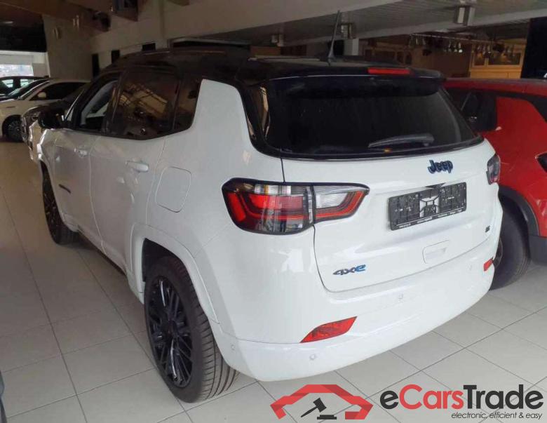 Jeep S Plug-In Hybrid 4WD Compass #3