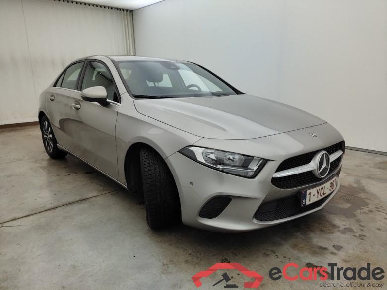 Mercedes-Benz A-Klasse Limousine A 180 d DCT Business Solution 4d #2