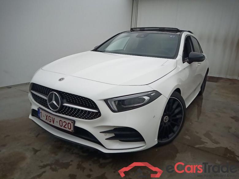 Mercedes-Benz A-Klasse A 220 DCT Launch Edition 5d #4