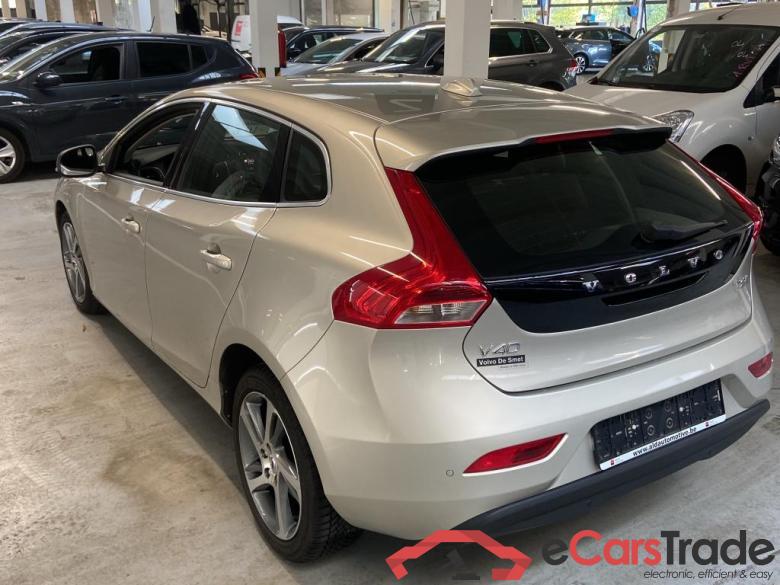 VOLVO V40 DIESEL - 2016 2.0 D2 Inscription Sensus Navigation #3