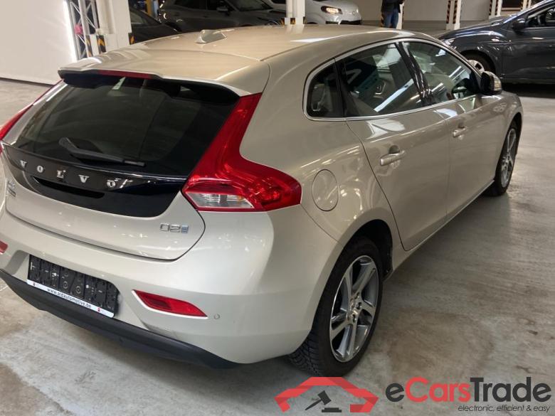 VOLVO V40 DIESEL - 2016 2.0 D2 Inscription Sensus Navigation #4