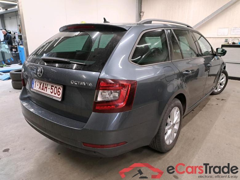 SKODA - SKO OCTAVIA COMBI CRTDI 115PK Ambition Pack Ultimate & Heated Seats & PDC Front & Rear & Removable Trailer Hook #2