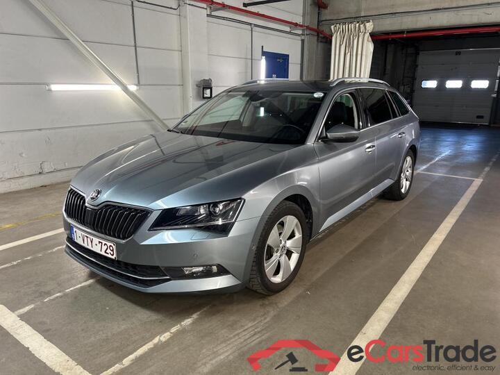 Skoda Superb Combi SUPERB COMBI DIESEL - 2015 1.6 CR TDi Style 88kw/120pk 5D/P M6 #1