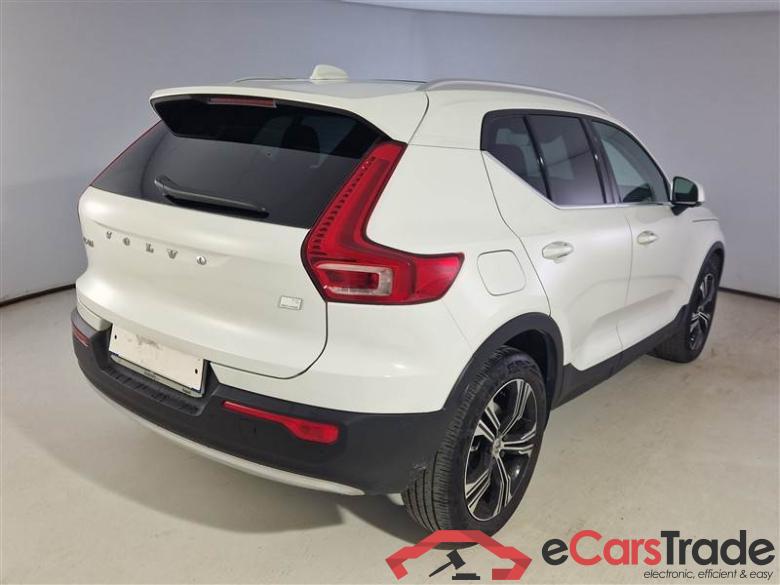 Volvo 218 VOLVO XC40 / 2017 / 5P / SUV T5 PLUG-IN HYBRID AUTO RECHARGE INSCR. #2