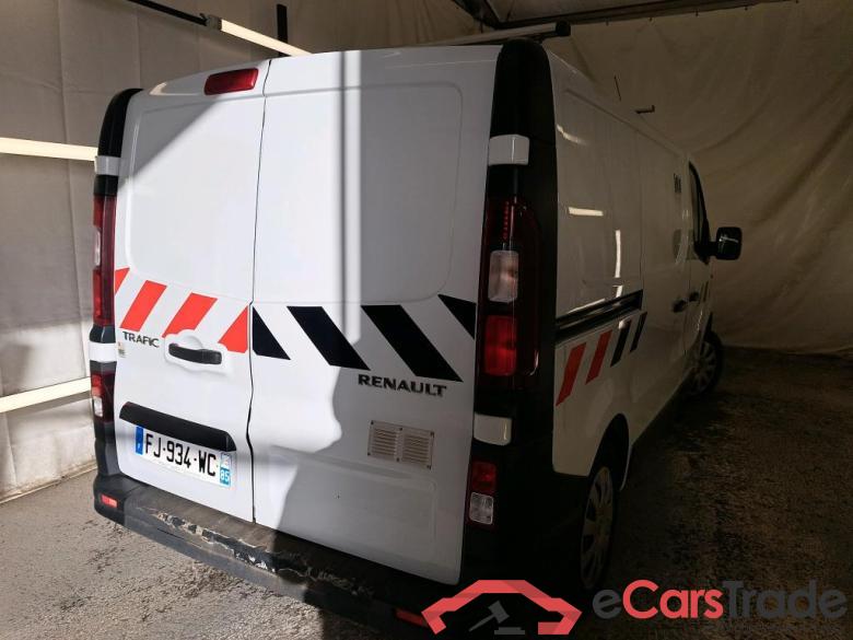 Renault FG GCFL1H1 1000 dCi95 Stop&Start E6 RENAULT Trafic VU 4p Fourgon FG GCFL1H1 1000 dCi95 Stop&Start E6 #3