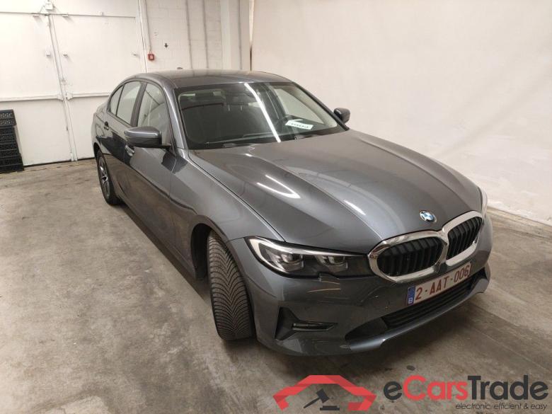 BMW 3 Reeks Berline 318dA (100 kW) 4d #2
