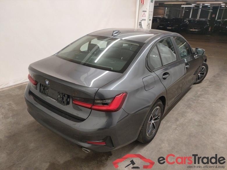 BMW 3 Reeks Berline 318dA (100 kW) 4d #5