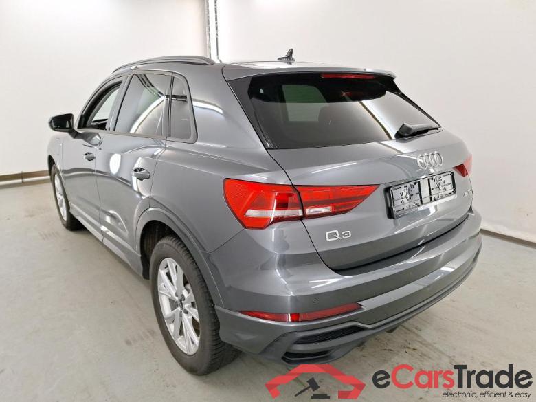 AUDI Q3 1.4 45 TFSI E S TRONIC S LINE Business Plus #3