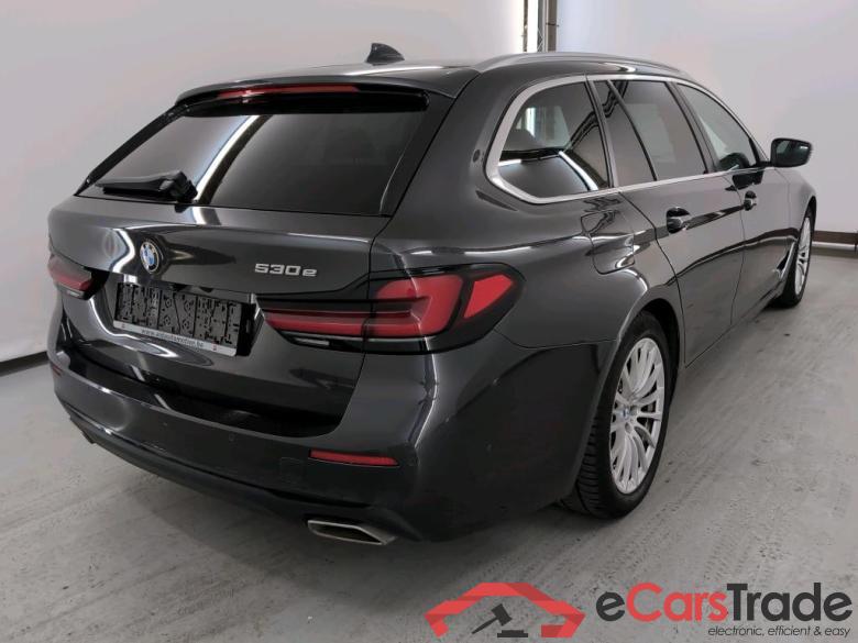 BMW 5 SERIES TOURING 2.0 530E TOURING AUTO Business Parking + Driving Assistant #4