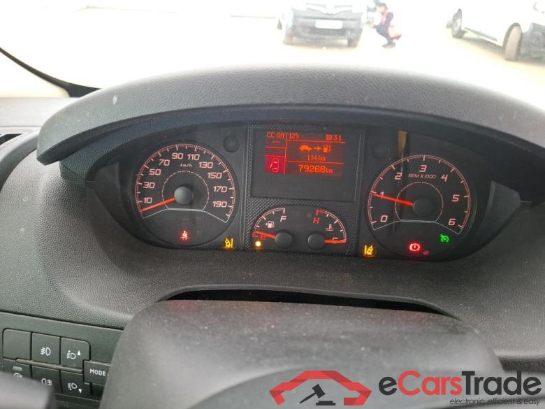 Citroen 35 L2H2 BlueHDi 140 S&S BVM6 Driver CITROEN Jumper / 2014 / 4P / Fourgon tôlé 35 L2H2 BlueHDi 140 S&S BVM6 Driver #6
