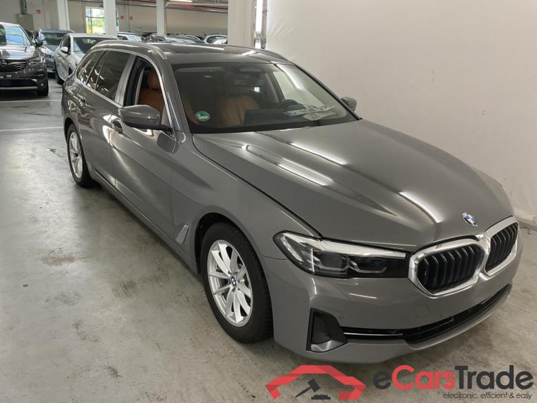 BMW 5 SERIES TOURING 2.0 520D 120KW TOURING AUTO Business & Driving  Assistant Professional #2