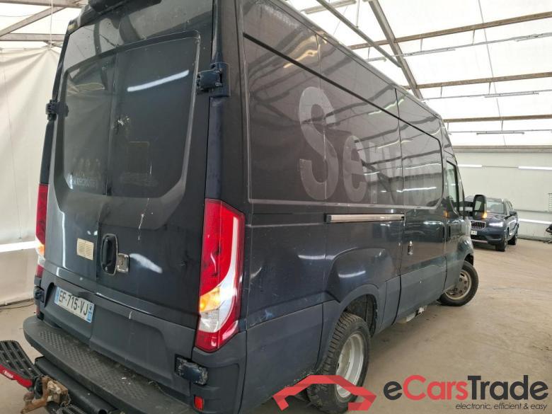 Iveco 3.0 35C15 V12 H2 3520L IVECO Daily VU 4p Fourgon 3.0 35C15 V12 H2 3520L #3