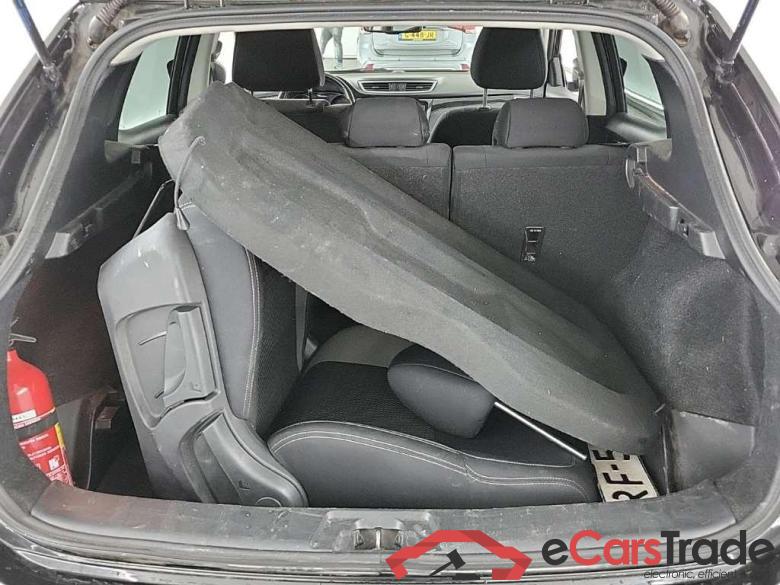 NISSAN Qashqai 1.6 dCi 130 ALL MODE Acenta 5D 96kW #5