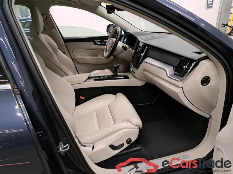VOLVO - VOL XC60 D3 150PK Momentum Pro Pack Business Pro & Moritz Leather & IntelliSafe Pro & Park Assist With Camera #3