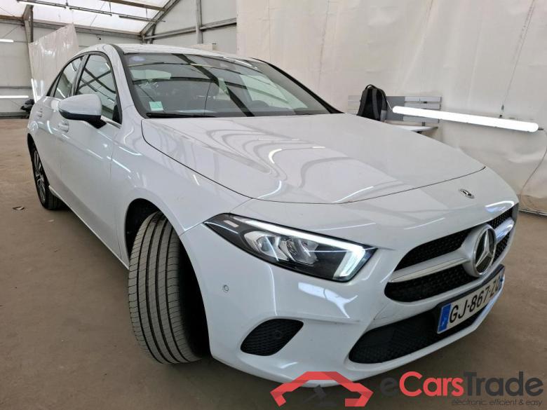 Mercedes A 250 e Business Line 8G-DCT MERCEDES-BENZ Classe A Berline / 2018 / 4P / Berline A 250 e Business Line 8G-DCT #4
