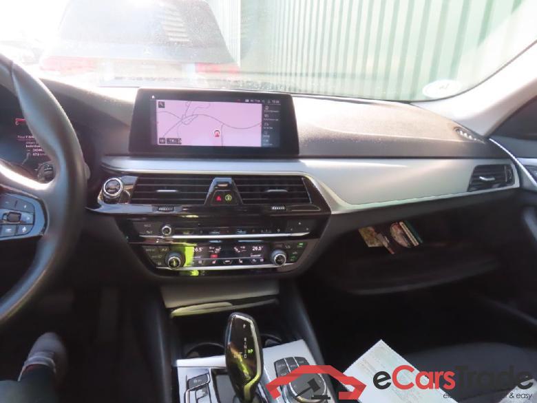 BMW 5-Serie Touring ´16 Baureihe 5 Touring 520 d 2.0 140KW AT8 E6dT #5