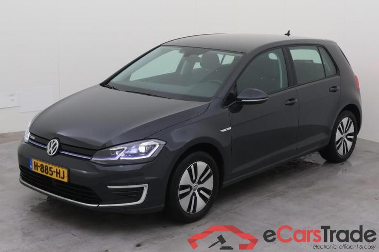 VOLKSWAGEN e-Golf  #1