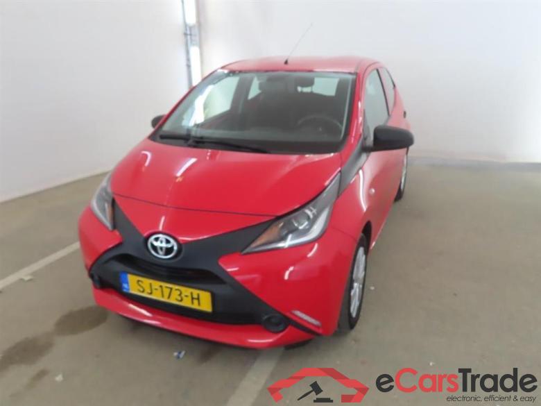 TOYOTA Aygo 1.0 VVT-i x-fun #1