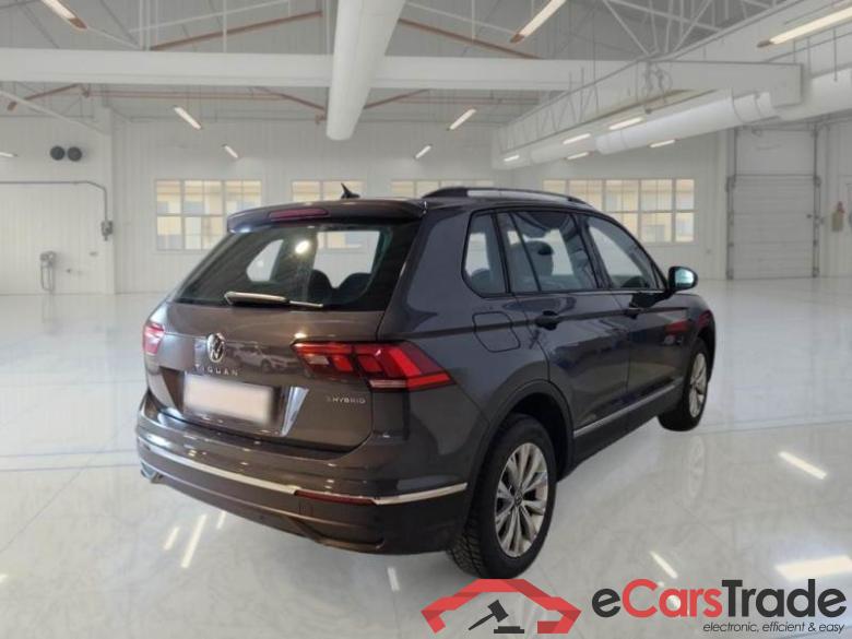Volkswagen 18 VOLKSWAGEN TIGUAN / 2020 / 5P / SUV 1.4 TSI EHYBRID LIFE DSG #2