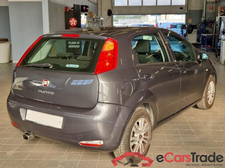Fiat 26 FIAT PUNTO / 2011 / 5P / BERLINA 1.3 MULTIJET LOUNGE 95CV SeS EU6 #2