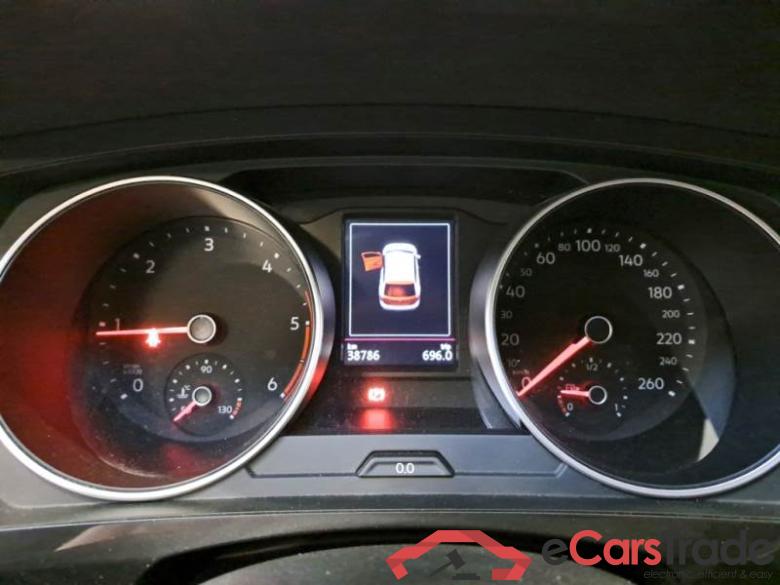 Volkswagen 4 VOLKSWAGEN TIGUAN / 2020 / 5P / SUV 2.0 TDI SCR 110KW LIFE DSG #4