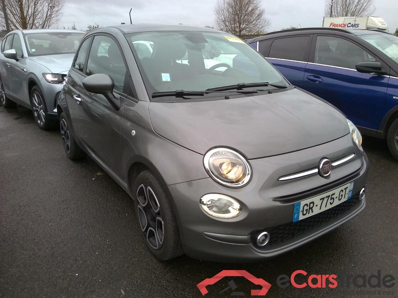 500 MY22 HYB 70 CLUB 