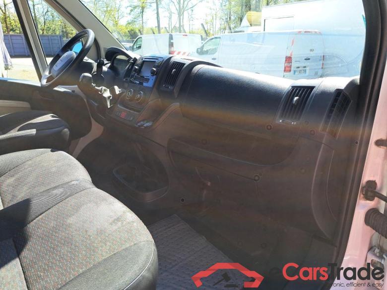 Peugeot 2.0 BLUEHDI 130 S&S PREMIUM PA 335 L3H2 PEUGEOT Boxer VU 4p Fourgon 2.0 BLUEHDI 130 S&S PREMIUM PA 335 L3H2 #5
