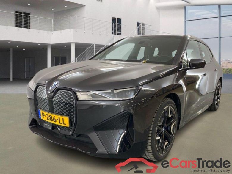 BMW iX xDrive40 High Executive 77 kWh #1