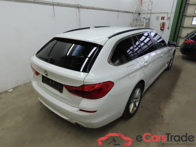 BMW 5-Serie Touring ´16 Baureihe 5 Touring 520 d xDrive 2.0 140KW AT8 E6dT #4