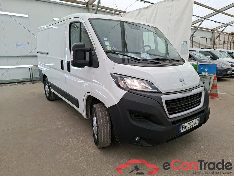 Peugeot BlueHDi 120 S&S ASPHALT 330 L1H1 PEUGEOT Boxer / 2014 / 4P / Fourgon tôlé BlueHDi 120 S&S ASPHALT 330 L1H1 #4