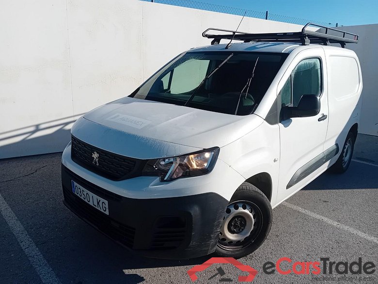 Peugeot Pro Standard 1000kg BlueHDi 73kW PEUGEOT Partner / 2018 / 3P / furgón derivado de turismo Pro Standard 1000kg BlueHDi 73kW #1