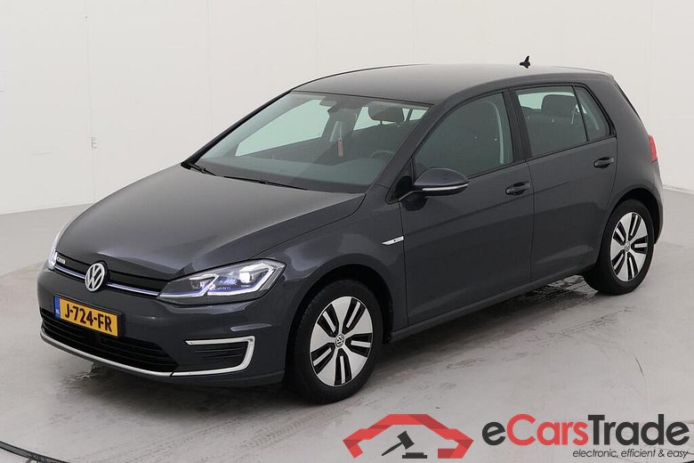 VOLKSWAGEN e-Golf 