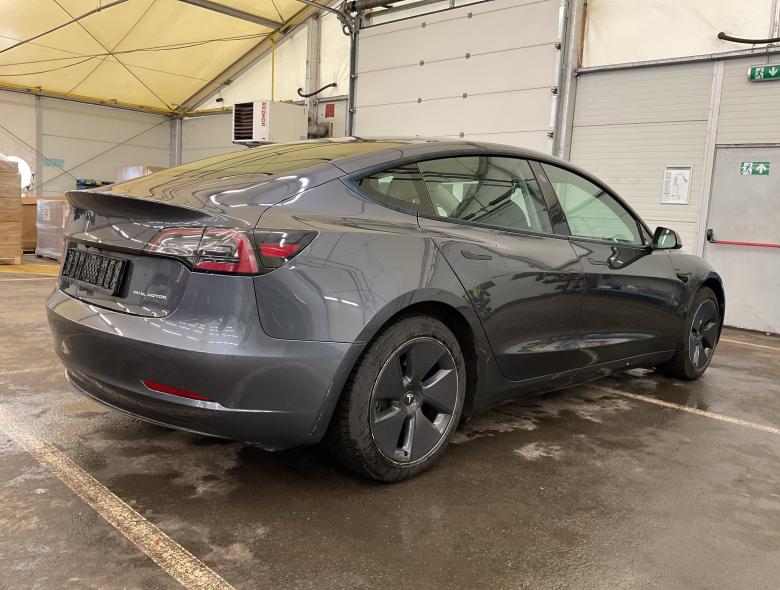 Tesla Model 3 Dual Motor AWD Pano LED-Xenon Navi Leather KeylessGo Camera Klima PDC ... #3