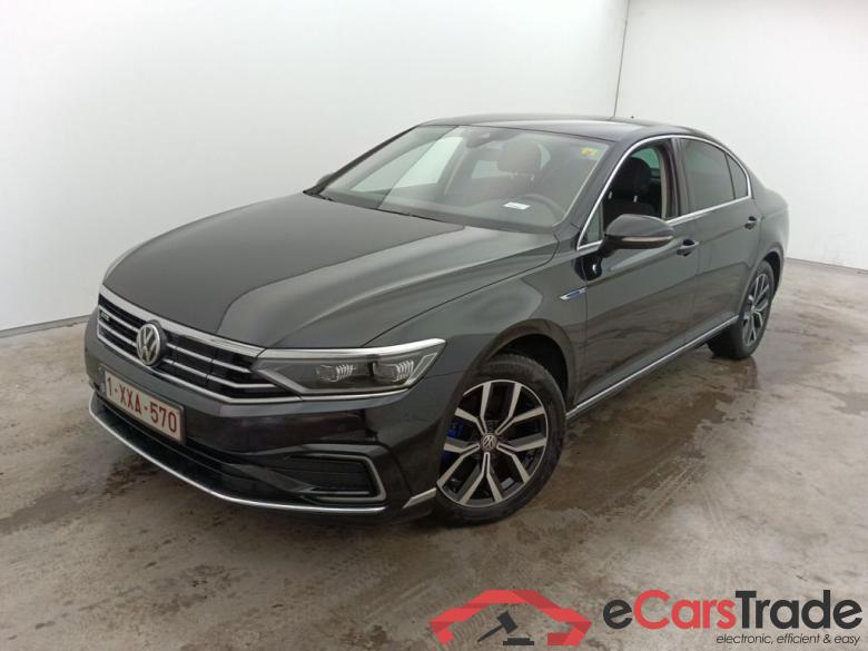 Volkswagen Passat 1.4 TSI GTE Business DSG 4d #4