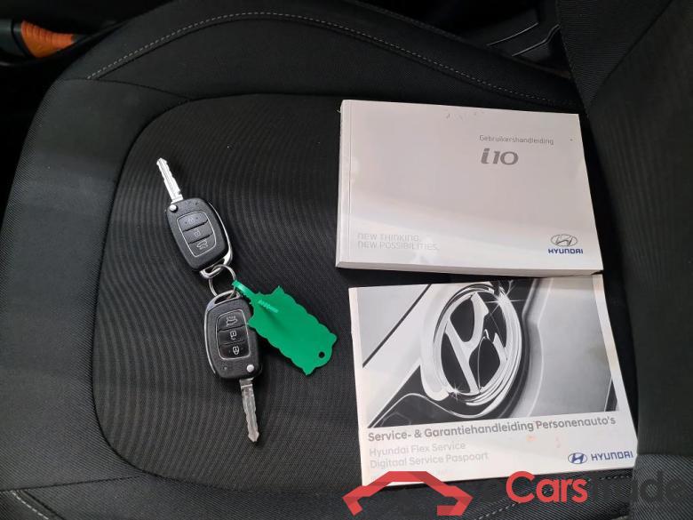 Hyundai i10 2007 Hyundai i10 1.0 i-Motion 5d #4