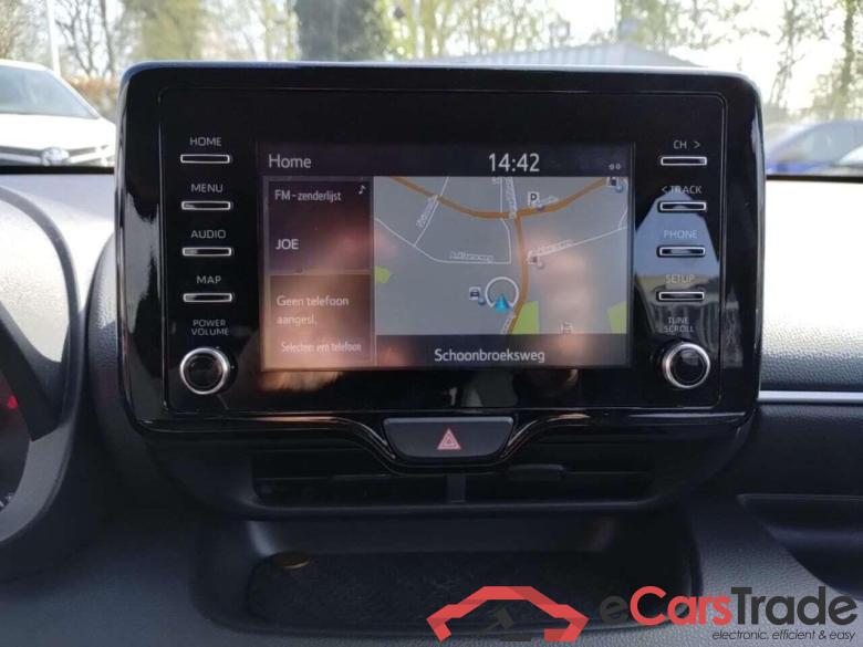 TOYOTA YARIS 1.5 Hybrid Active #6