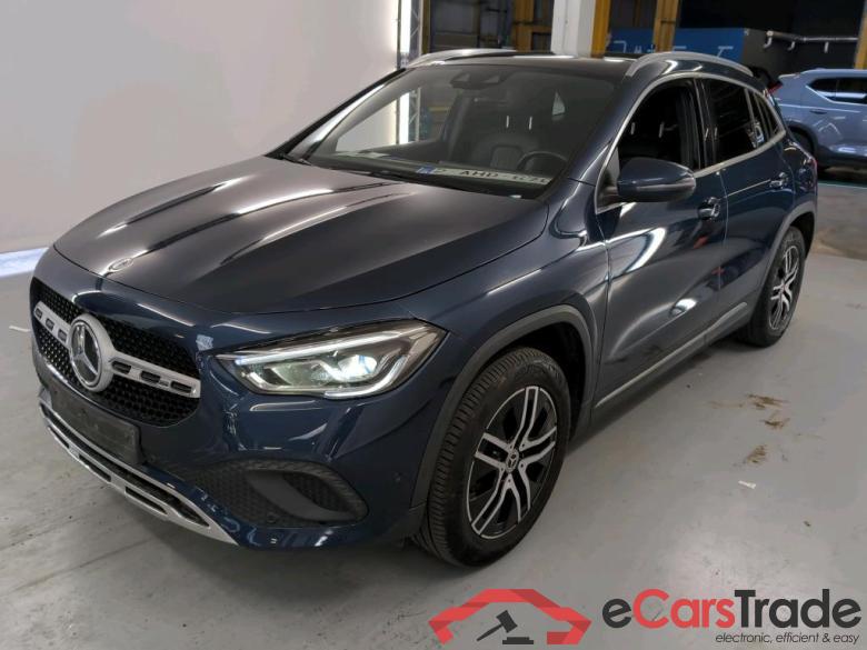MERCEDES-BENZ GLA - Klasse 2.0 GLA 180 D DCT BUSINESS SOLUTION Luxury #1