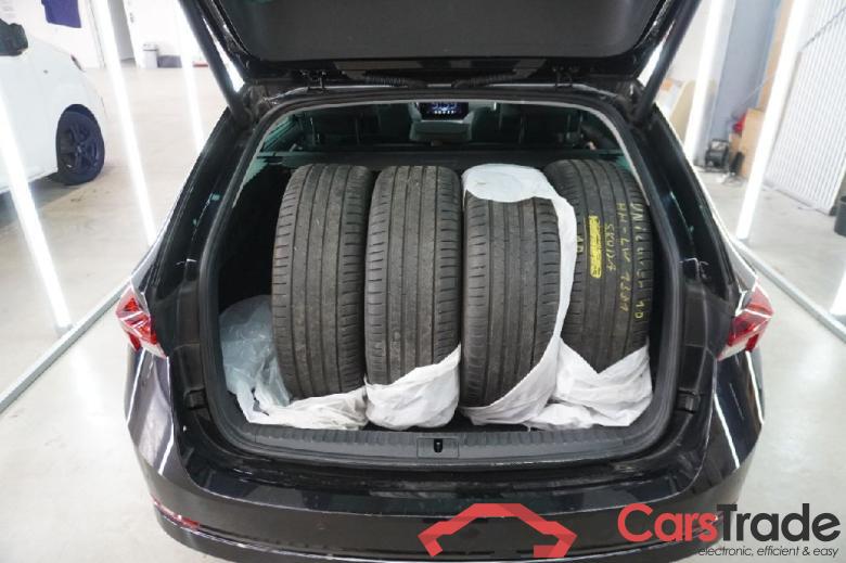 Skoda Octavia Wagon ´20 Octavia Combi Style 2.0 TDI 110KW AT7 E6d #6