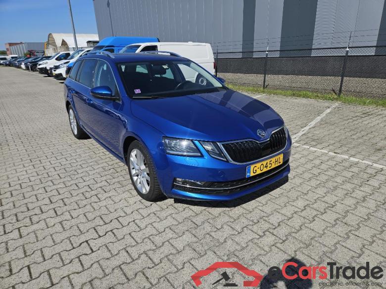 SKODA Octavia Combi 85 kW #4
