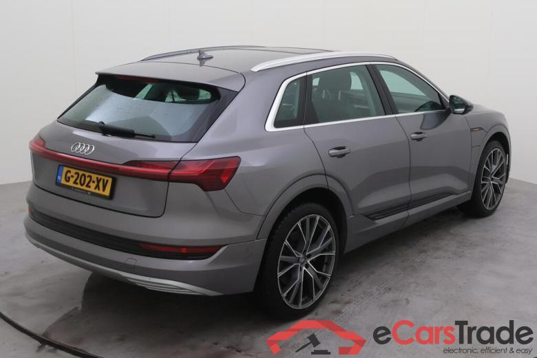AUDI e-tron  #6