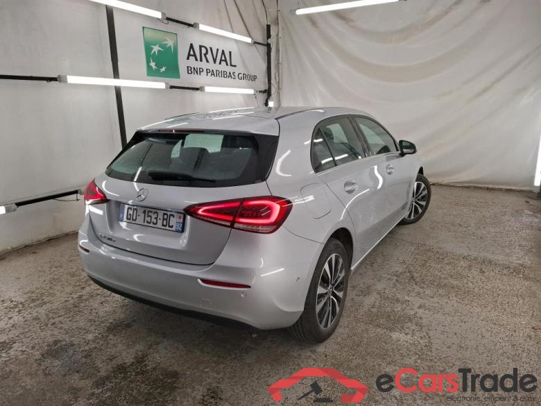Mercedes A 250 e Business Line 8G-DCT MERCEDES-BENZ Classe A Compact / 2018 / 5P / Berline A 250 e Business Line 8G-DCT #3